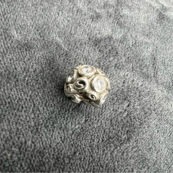 RETIRED Pandora Primrose Path Charm - Picture 2 of 3